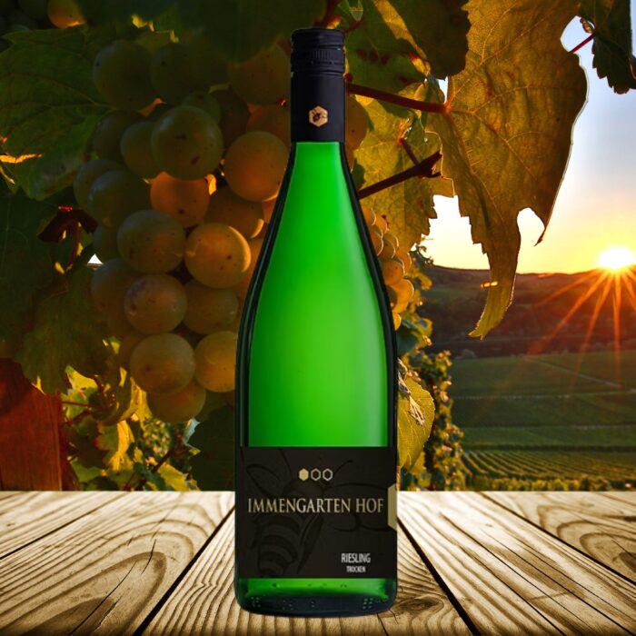 Riesling trocken 1 Liter Flasche – Immengarten Hof Pfalz